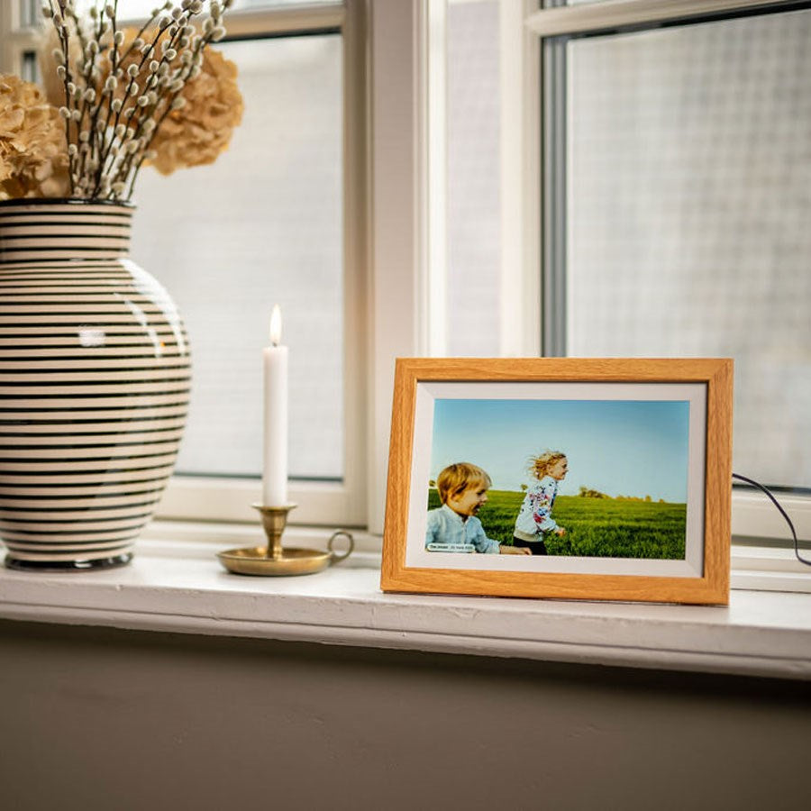 LPFR10W Lippa 10 Tommer Frameo Digital Billederamme, Træramme 9