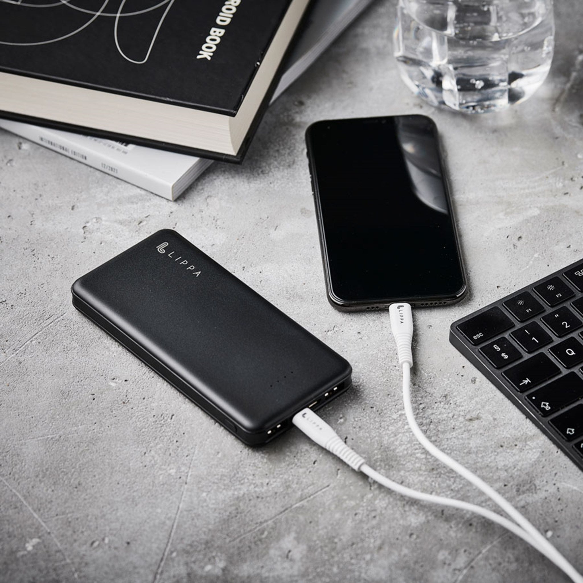 LPPB10000 Lippa 10.000 Mah Powerbank 2 X USB A Output, Black Mørk