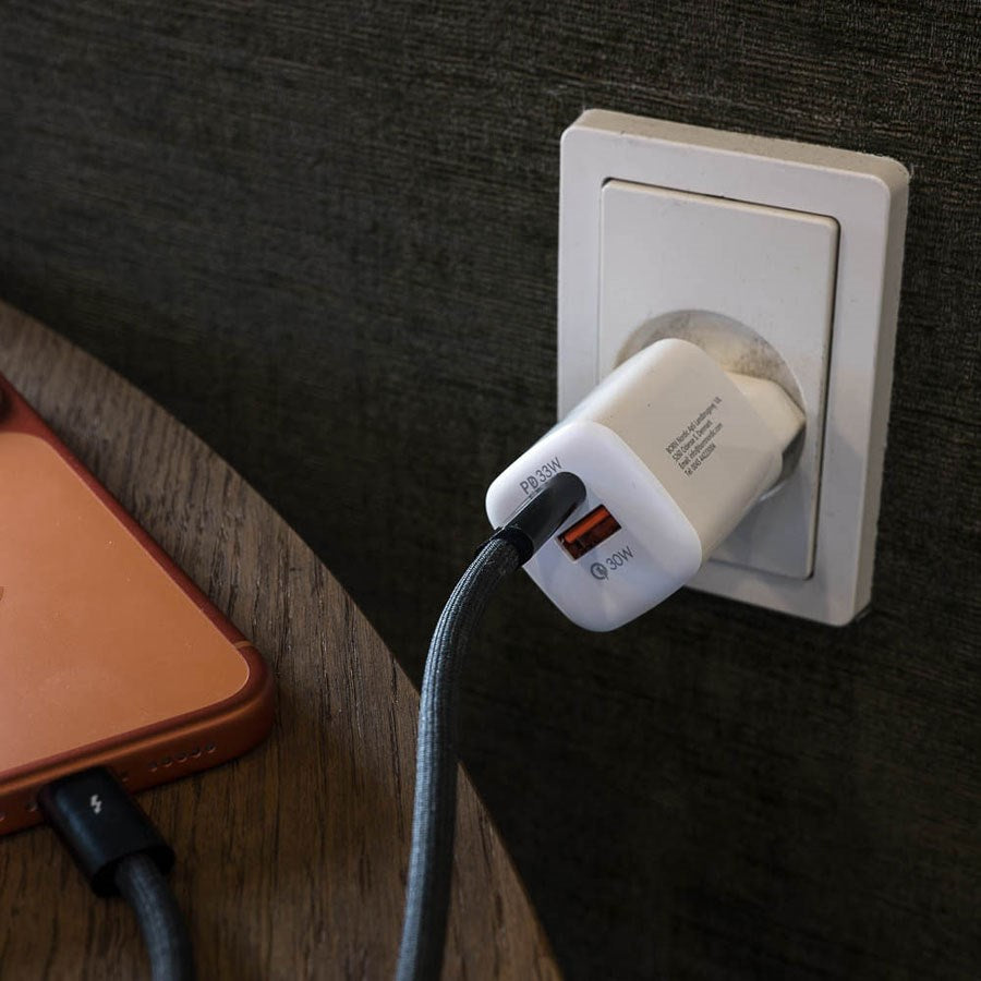 LPWC5006 Lippa 33W USB C PD & USB A QC Gan Wall Charger, White Lys 9